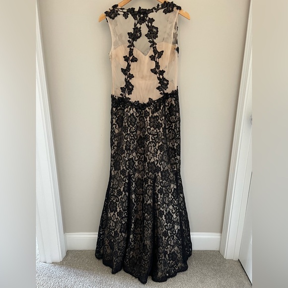 Masquerade lace black and sheer mermaid style floor length formal prom dress - Picture 2 of 6